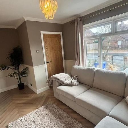 Stylish 2Bed - Manchester - Free Parking Hyde Exterior photo