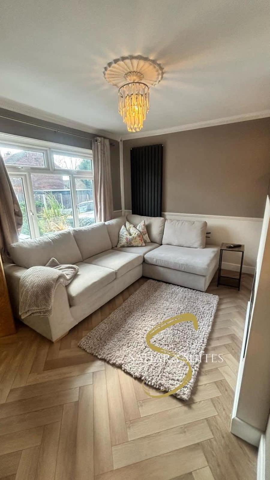 Stylish 2Bed - Manchester - Free Parking Hyde Exterior photo